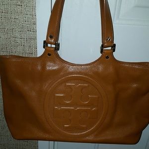 NWOT Tory Burch Bombe bag